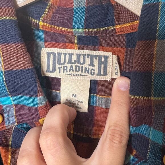 Duluth Trading Co Shirt Mens Medium Slim Fit Button Up Long Sleeve Plaid Pocket - Picture 4 of 11